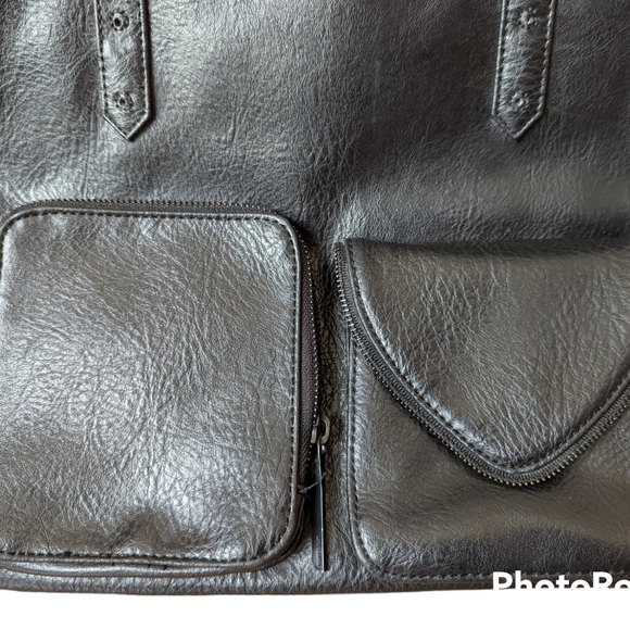 Matt and Nat Vegan Leather Tote - Picture 3 of 5